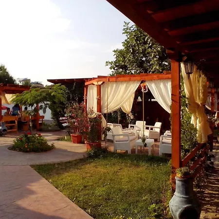 Terrace Under The Stars Приморско