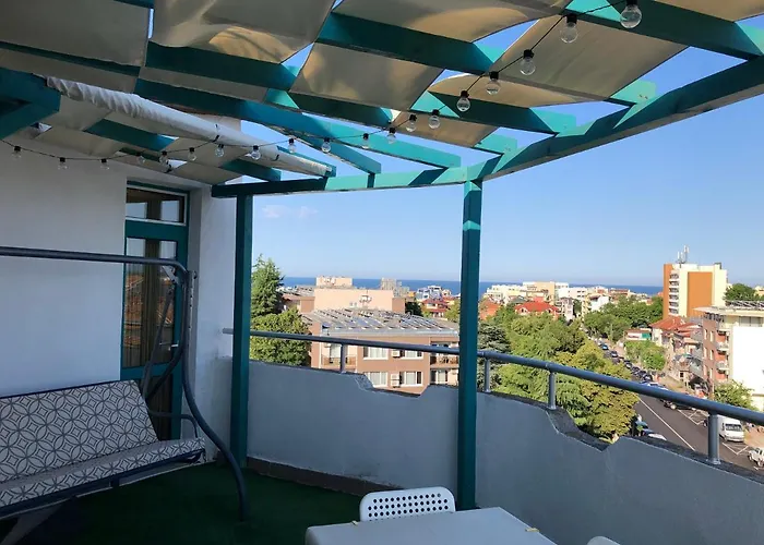 Terrace Under The Stars * 普里莫尔斯科