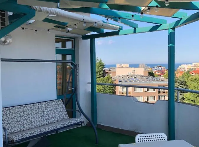 Terrace Under The Stars 公寓 *