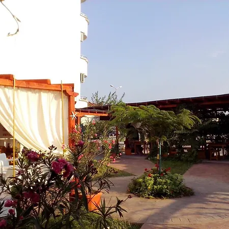 Apartment Terrace Under The Stars Primorsko